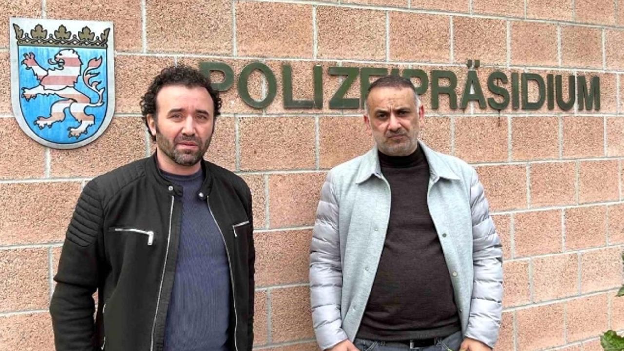 Almanya’da Türk gazeteciler gözaltına alındı!