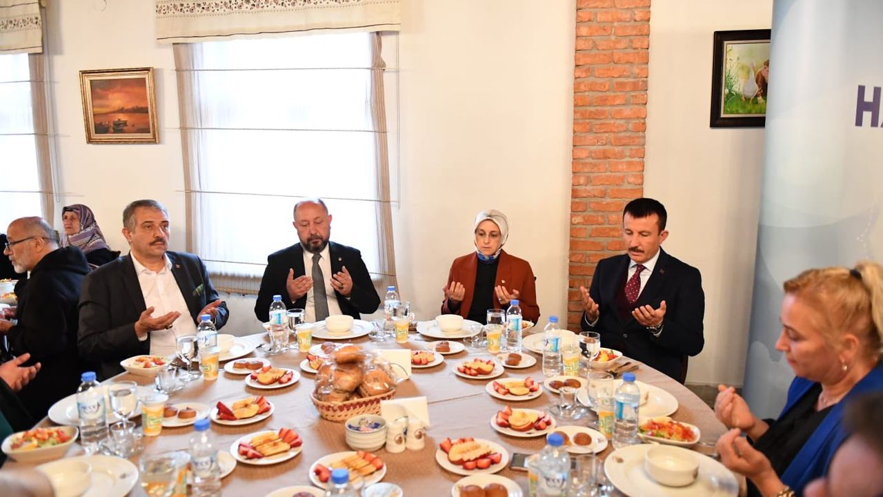 Başkan Balcı Hacı adayları ile bir araya geldi