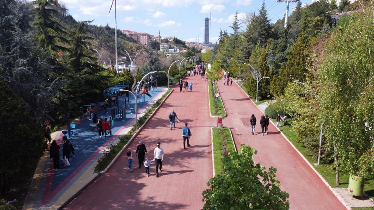 Yeşile ve temiz havaya doymak isteyenler Atatürk Botanik parkına geliyor