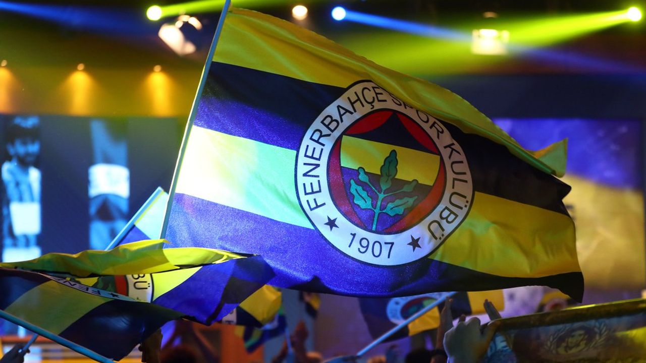 Fenerbahçe, UEFA listesini duyurdu