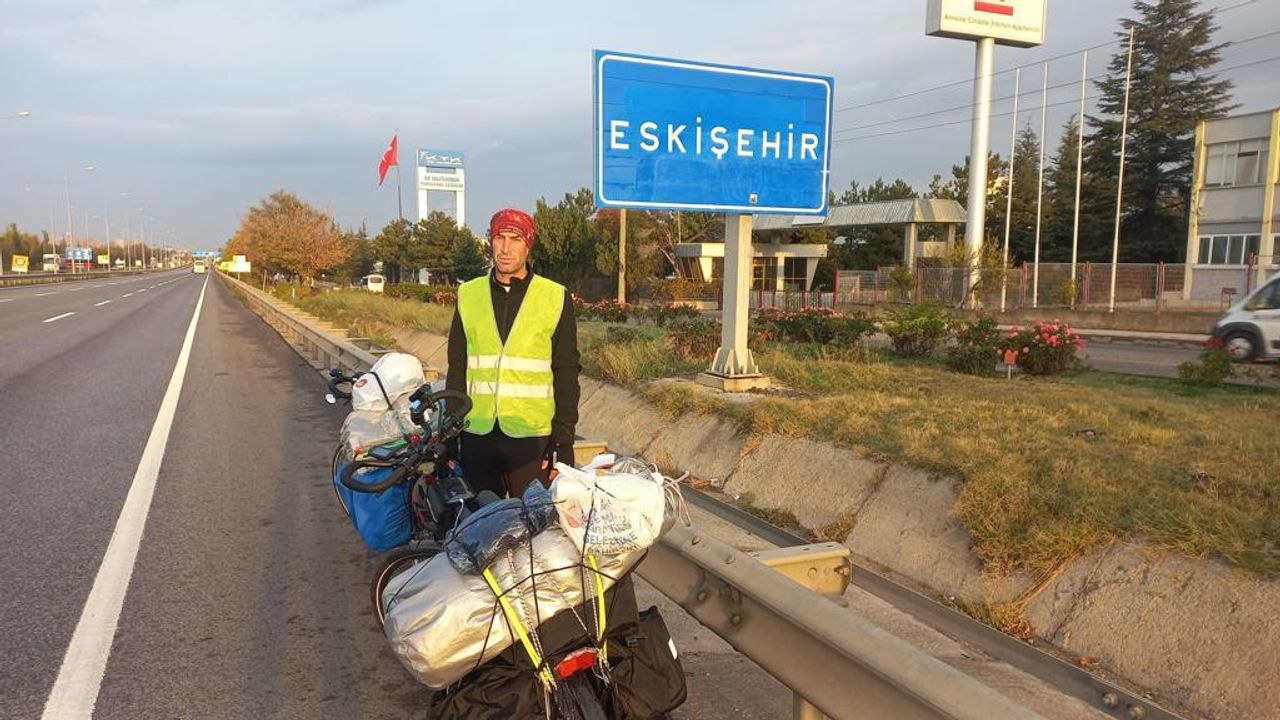 CHP Polatlı Belediye Meclis Üyesi Özcan Şeker, Cumhuriyet ve Gordion Bisiklet Turu’na başladı