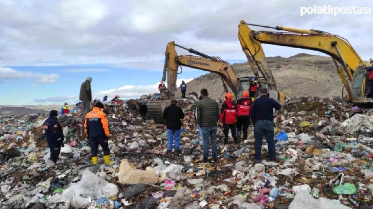 Kayseri'de Geri Dönüşüm Tesisinde Kaybolan İşçinin Cansız Bedeni, Tonlarca Çöpün Altında Bulundu!