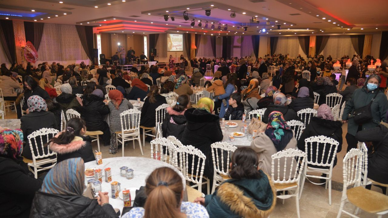 Başkan Yıldızkaya, gönülden gönüle kadınlar buluşması etkinliklerini sürdürüyor