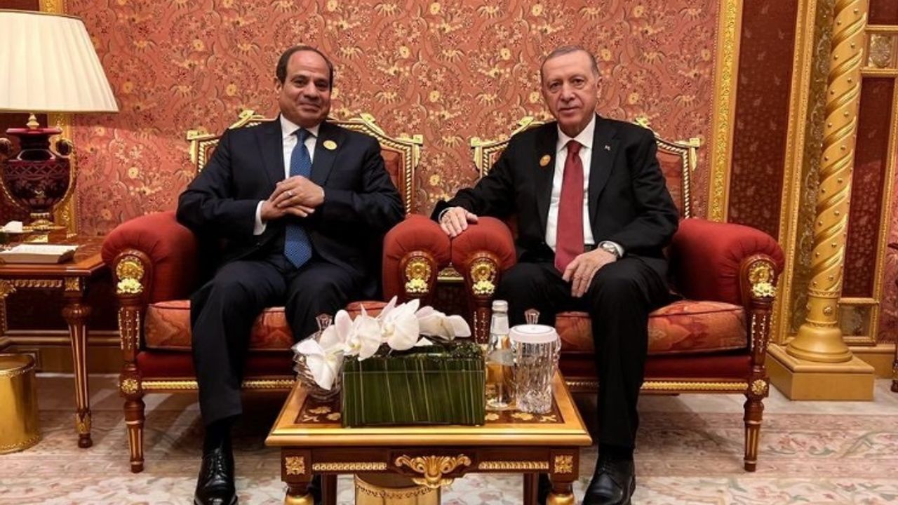 Erdoğan 12 yıl sonra Mısır'a gidiyor: 14 Şubat'ta Sisi ile görüşecek