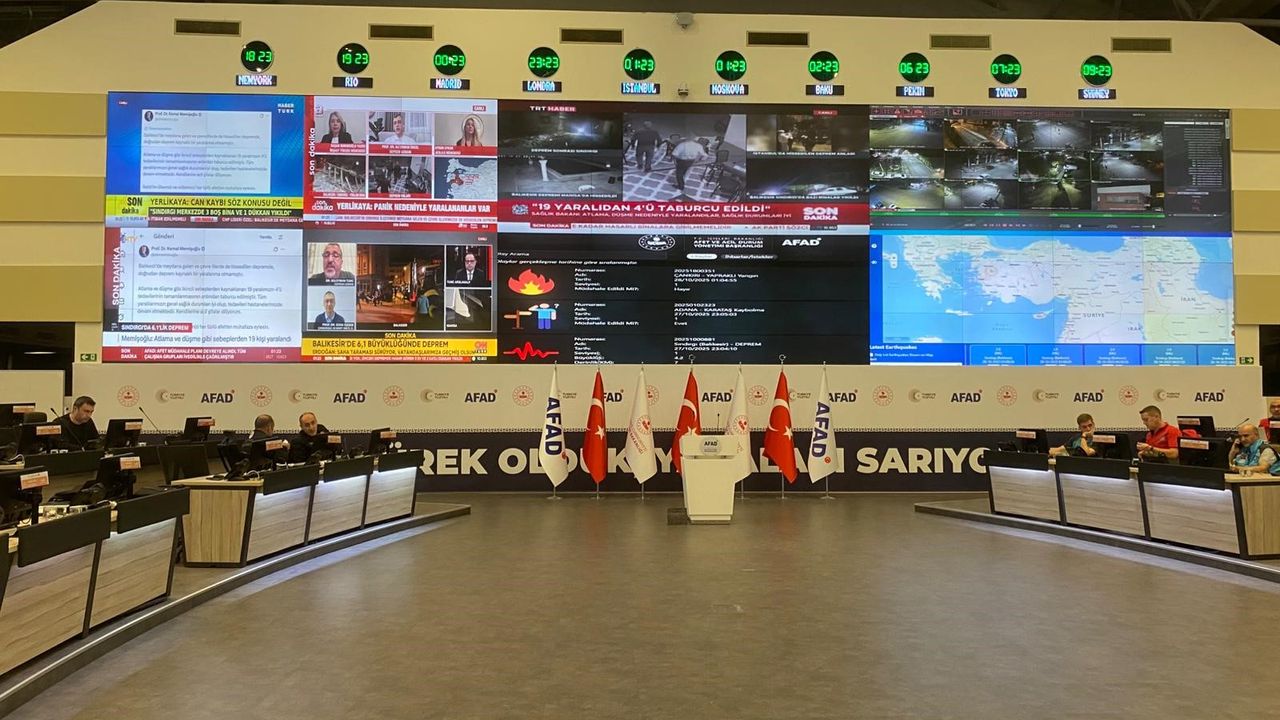 Afet Yönetim Merkezi çalışmalarını sürdürüyor