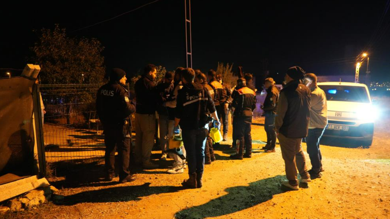 Bağ evinde silahlı eğlence arbede ile bitti: 2 polis yaralandı