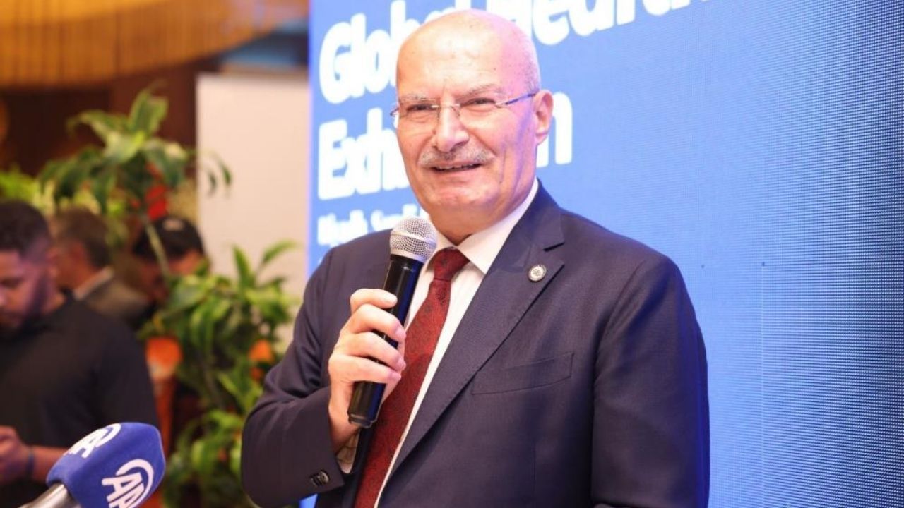 ATO Başkanı Baran, Küresel Sağlık Fuarı’na katıldı