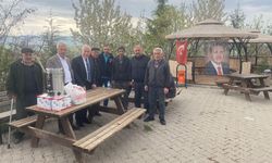 Muhtar istedi, Başkan Yalçın kendi eliyle götürdü