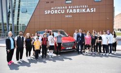 Başkan Balcı sporcu fabrikasında gençlerle buluştu