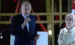 Cumhurbaşkanı Erdoğan'dan balkon konuşması: "Bugün kazanan 85 milyondur"