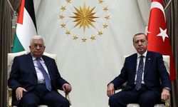 Filistin Devlet Başkanı Abbas, Cumhurbaşkanı Erdoğan'ı tebrik etti