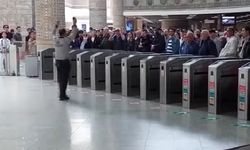 Marmaray'ın raylarına atladı... Hayatını kaybetti