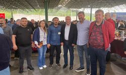 Güdül Belediye Başkanı Yalçın, Antika Pazarı'nda nostaljiyi yaşadı