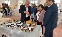 Güdül Gönüllüler Derneği ihtiyaç sahipleri için kermes düzenledi