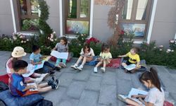 Minikler Çocuk Kütüphanesi’nde tatilin keyfini çıkardı