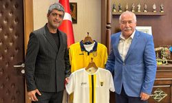 Güdülspor’un eski futbolcusundan vefalı ziyaret