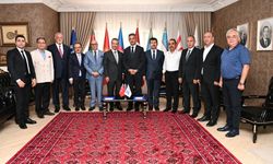 İş inşanı Ahmet Çalık’tan Başkan Köseye ziyaret