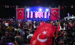 Mamak’ta Zafer Kutlamaları caddelere taştı