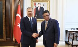 İçişleri Bakanı Yerlikaya, Malezya İçişleri Bakanı İsmail ile bir araya geldi