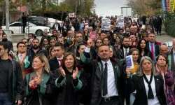 TBB'nin Çağrırdı Avukatlar Yargıtay'a Yürüdü: Sesimizi ve Sözümüz Yükseltiyoruz