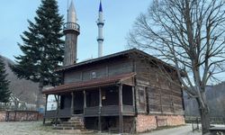 136 yıldır ayakta, çakılı bir tek çivisi bile yok