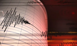 Japonya'da peş peşe iki büyük deprem! Tsunami alarmı verildi