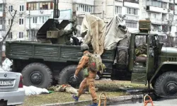 Ukraynalı Askerlere Yapılan İddia Edilen Saldırıya Dair Videonun Ardından Kiev Rusya'yı Savaş Suçlamasıyla İtham Ediyor