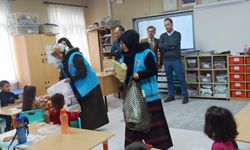 Polatlı’da "İlmek İlmek İyilik" kapsamında okullara ziyaret