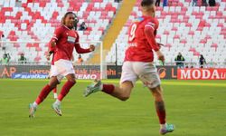 Sivasspor İstanbulspor’u 1-0 mağlup etti