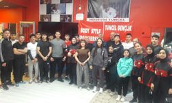 Dünya Şampiyonu Tuncel, Polatlı Belediye Amatör Spor Kulübü Bilek Güreşi sporcularıyla buluştu