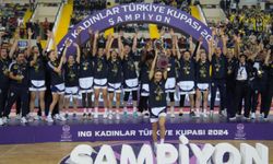 Kadınlar Türkiye Kupası'nda şampiyon Fenerbahçe!