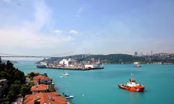 Bakan Uraloğlu açıkladı: Boğazlardan geçen gemi sayısı yüzde 8,2 arttı