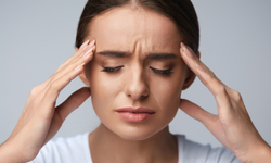 Baş ağrılarını hafifletmek için doğal yöntemler: İşte 10 besin!