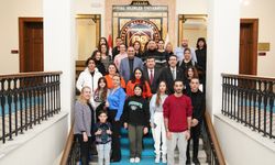 Kıbrıslı lise öğrencilerinden ASBÜ'ye ziyaret