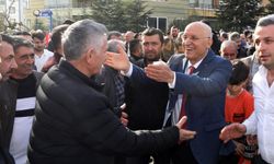 Başkan Yaşar, Şentepe ve Yakacık'ta mahalle sakinleriyle bir araya geldi