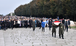 Akşener, 8 Mart Dünya Kadınlar Günü'nde Anıtkabir'i ziyaret etti