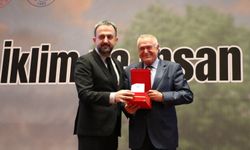 Ankara Kent Konseyi Başkanı Halil İbrahim Yılmaz iklim elçisi ödülü aldı