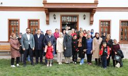 Başkan Demirbaş ve Milletvekili Zeynep Yıldız’dan kadınlar gününde anlamlı ziyaret