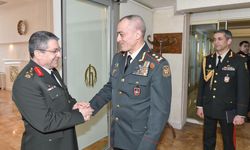 Orgeneral Bayraktaroğlu, Azerbaycanlı mevkidaşı ile görüştü