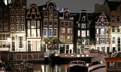 Amsterdam, turizmle mücadele ediyor: Otel inşaatı yasaklandı
