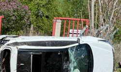 Ankara’da direksiyon hakimiyetini kaybeden sürücü  takla attı! 2 kişi yaralandı