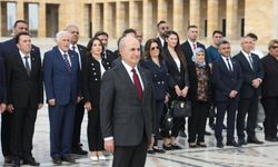 Büyükçekmece Belediye Başkanı Akgün'den Anıtkabir ziyareti