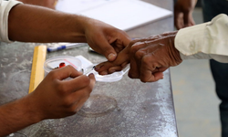 Hindistan'da 6 hafta sürecek büyük seçim başladı