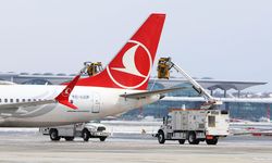 THY uçağının kokpit camı çatlayınca Uçak İstanbul Havalimanı’na geri döndü