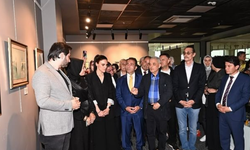 Mamak Belediye Başkanı Şahin, Türk Tarih Müzesi’nde ebru sergisine katıldı