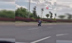 Ankara'da kasksız motosiklet sürücüsü, kazaya davetiye çıkardı
