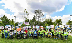 Miniklerden ‘Dünya Engelliler Haftası’nda farkındalık yürüyüşü