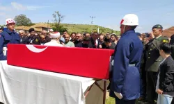 Kıbrıs’ta trafik kazası geçirmişti: Uzman çavuş, son yolculuğuna uğurlandı