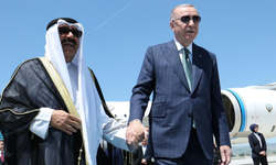 Kuveyt Devlet Emiri Türkiye’ye geldi: Cumhurbaşkanı Erdoğan, havalimanında karşıladı