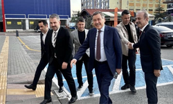 Melih Gökçek’ten Pursaklar Belediye Başkanı Çetin'e ziyaret